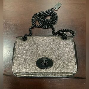 COACH MINI CHAIN CROSSBODY IN METALLIC LEATHER BRASS